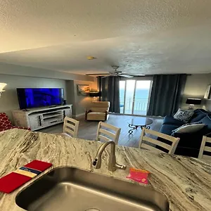 https://serene-sunrise-awaits-tropical-ocean-walk-resort-1br-1607.thedaytonabeachhotels.com